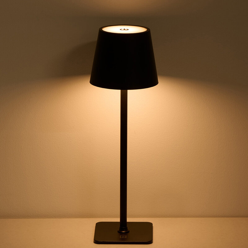 R63877-2.jpg